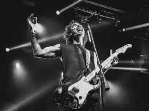 Music lovers prefer to buy tickets online